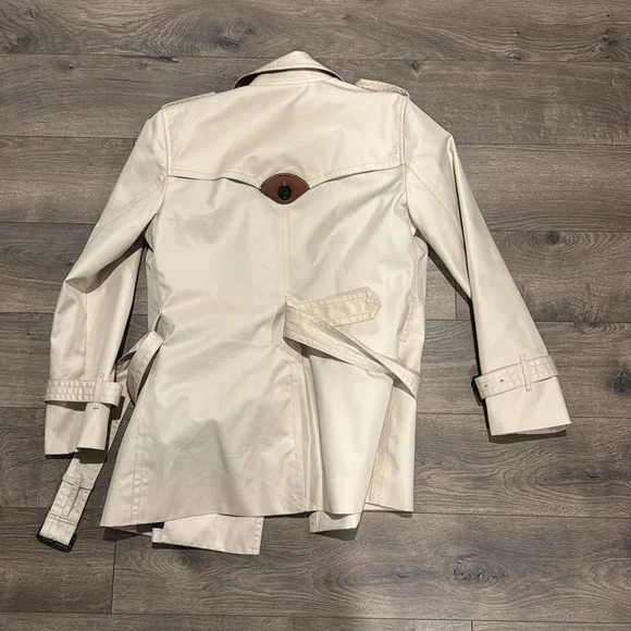 Coach Jacket - Picture 5 of 5